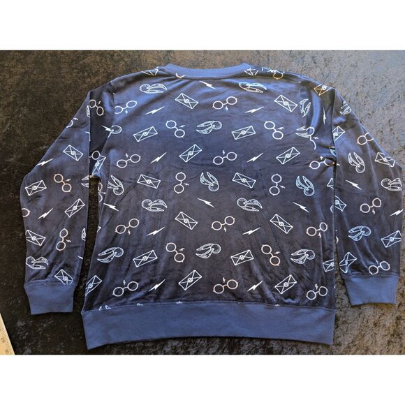 Harry Potter Navy Blue Velour L/S AOP Loungetop Sz L Comfy Soft Plush Wizardry - Picture 3 of 4